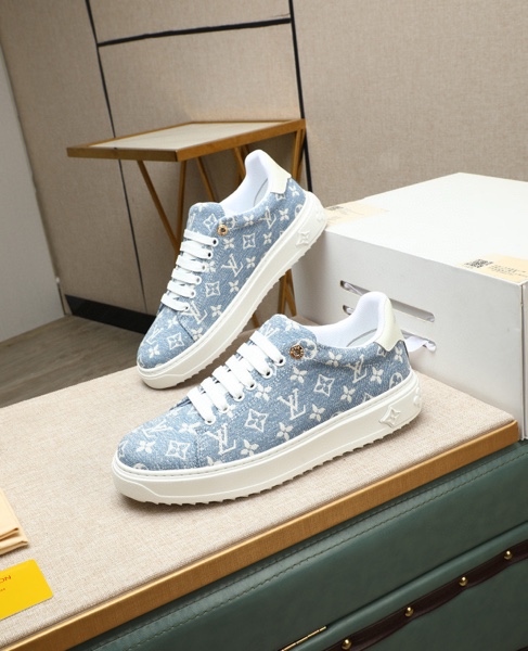 Men's Louis Vuitton Shoes-819